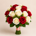 Ramo Romance de Rosas Rojas y Blancas 🌹🤍 - Yugo